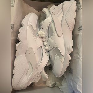 Nike Air Huarache - White/Pure Platinum